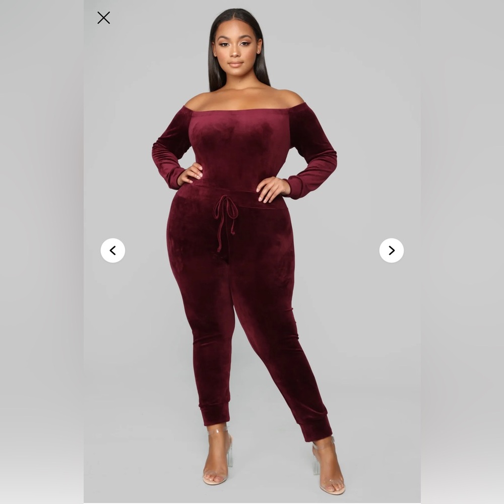 Fashion Nova “I Need A Hug” Velour Jumpsuit – Burgundy – 1X – Like New